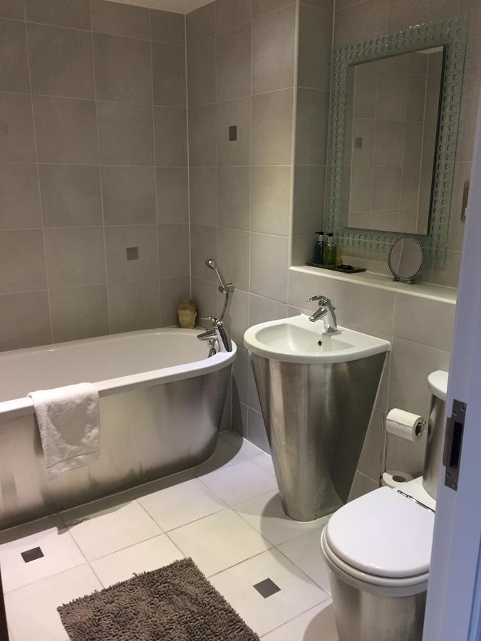 קארדיף High View Serviced Apartment מראה חיצוני תמונה