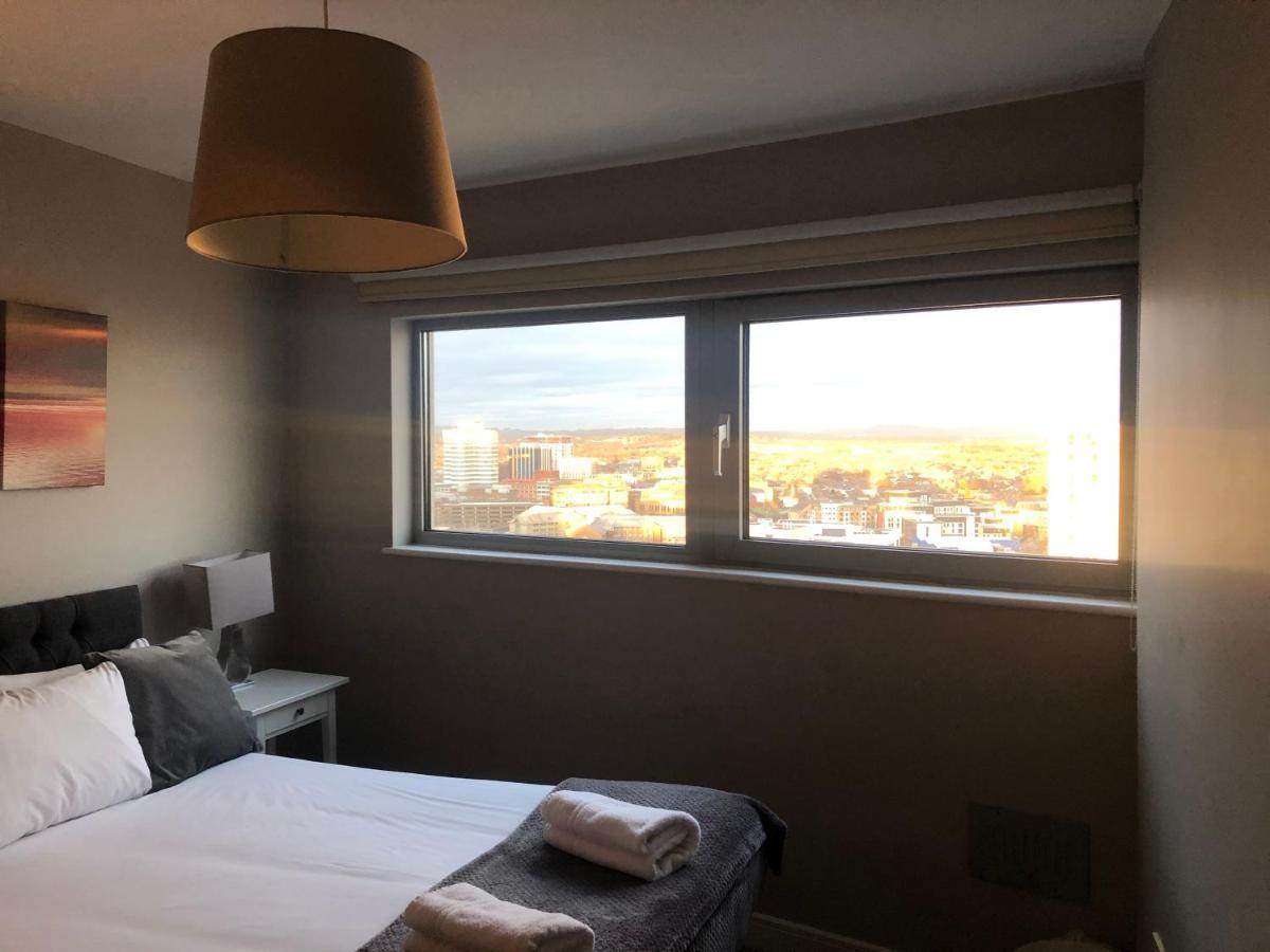 קארדיף High View Serviced Apartment מראה חיצוני תמונה